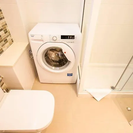 Апартаменты 2 Bedroom For 4 People In Tenerife Адехе