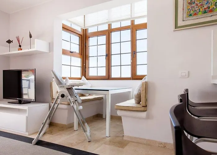 2 Bedroom For 4 People In Tenerife Daire